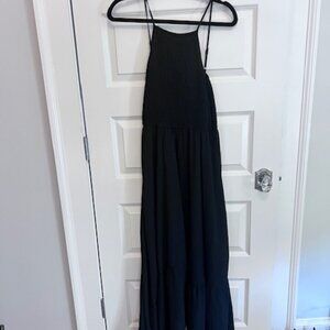 BLACK SPAGHETTI STRAP MAXI DRESS